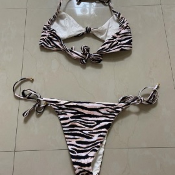 Two piece, zebra print, bikini - Picture 3 of 3